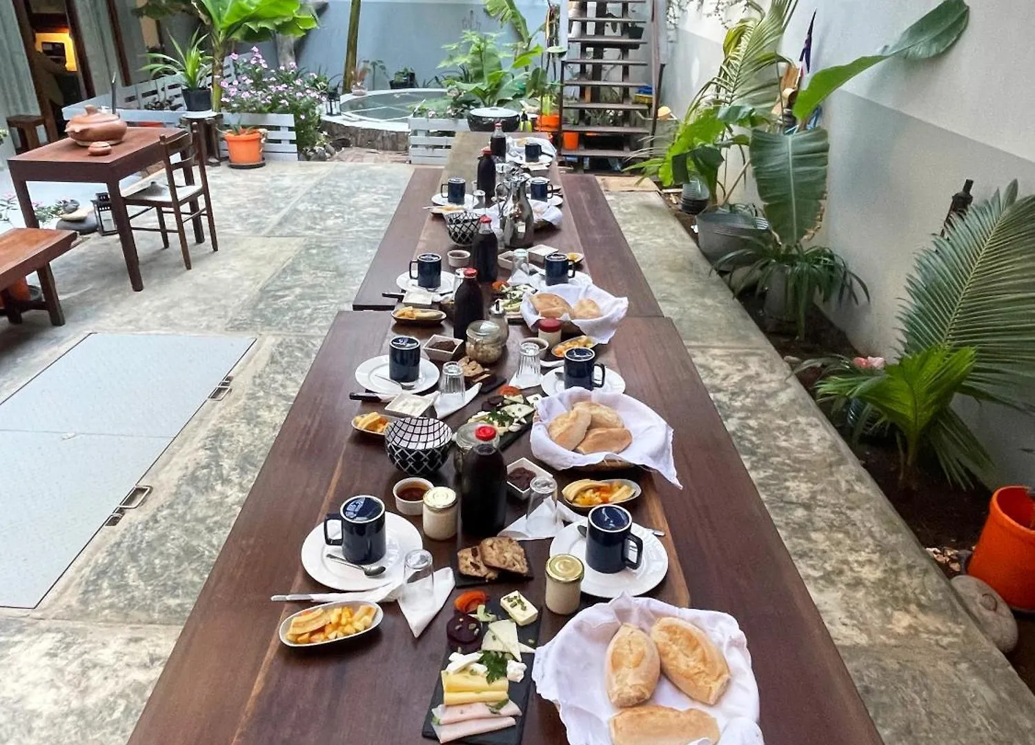 Casa De Poco Guest House And Gallery Mindelo