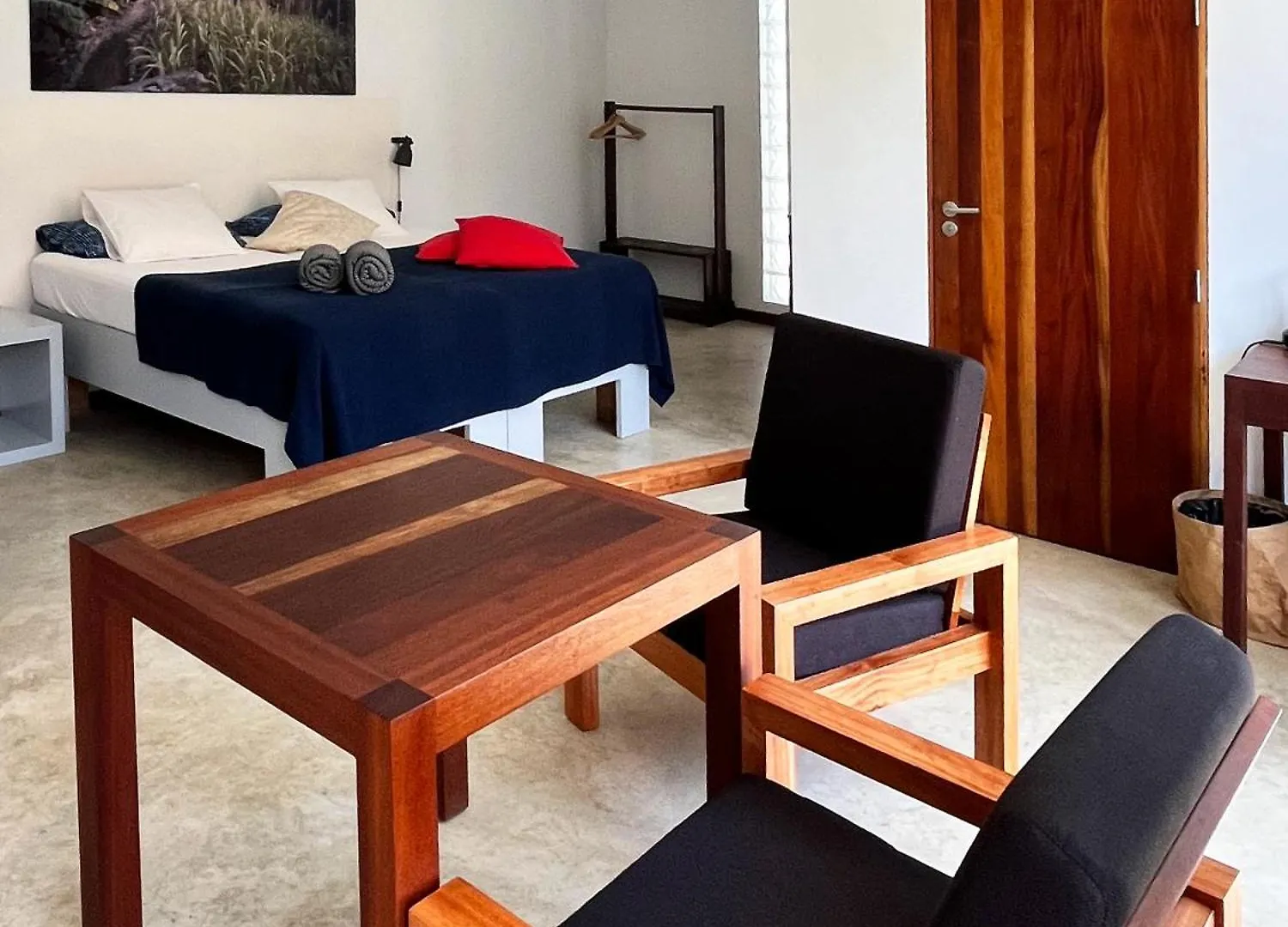 Casa De Poco Guest House And Gallery Mindelo Cape Verde