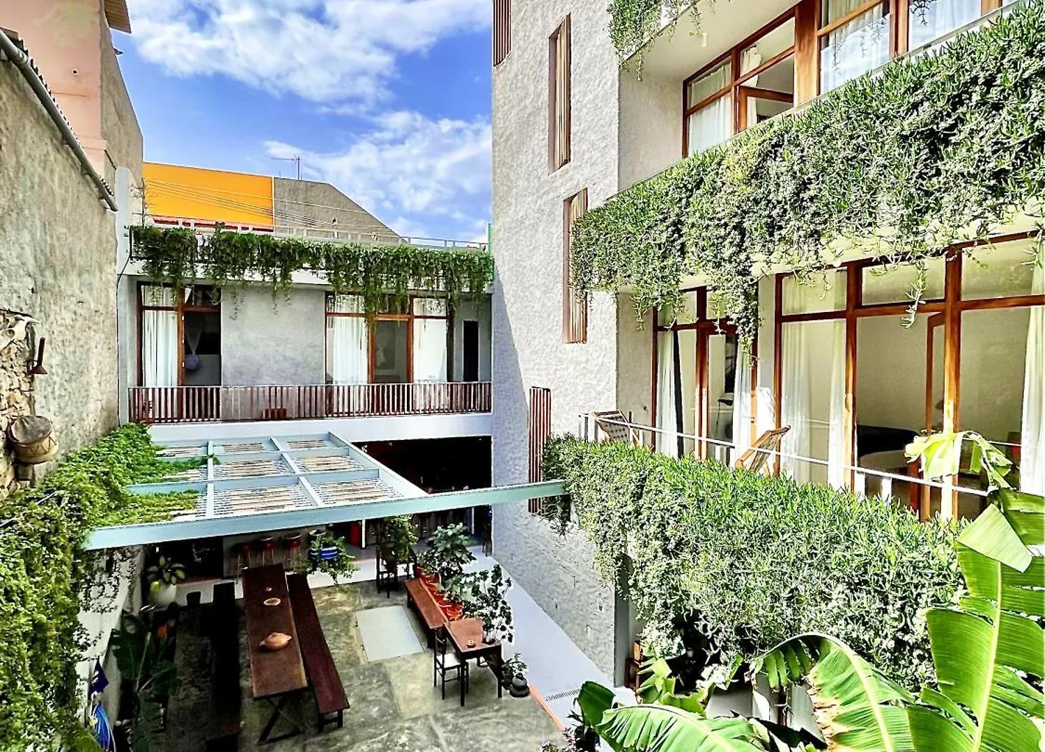 Casa De Poco Guest House And Gallery Mindelo